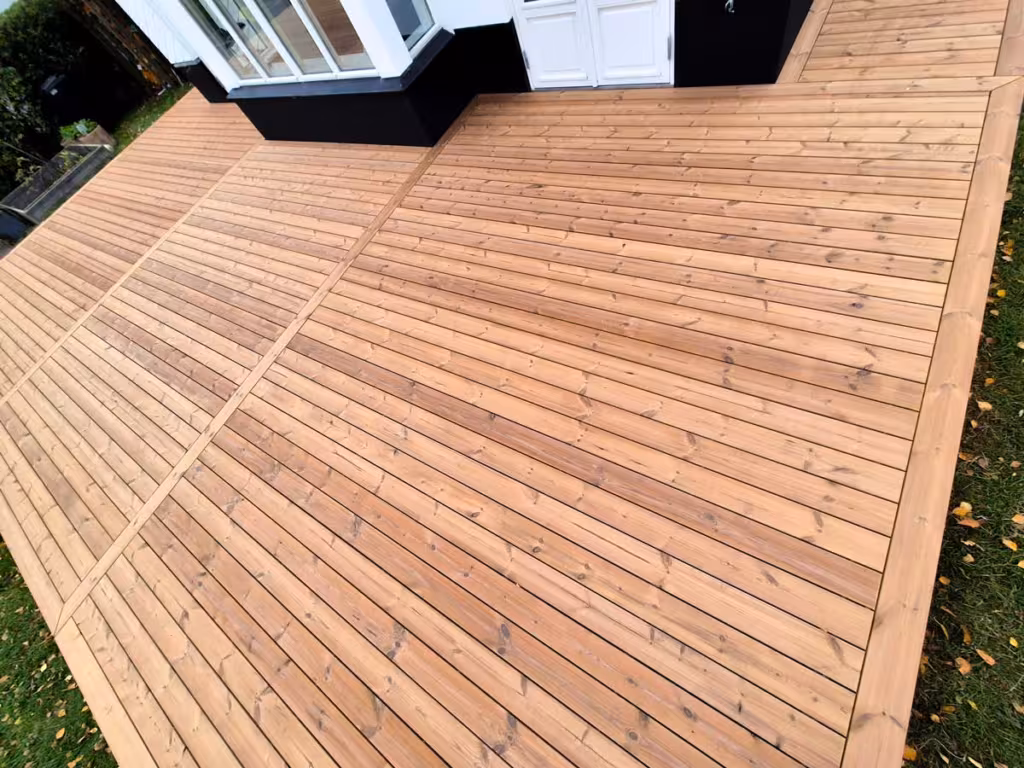 Thermowood terrassedæk i Charlottenlund billede 3