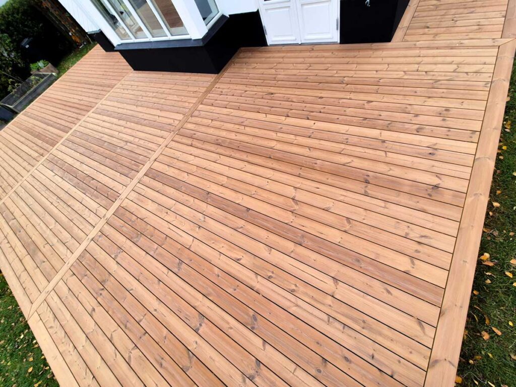 Thermowood terrassedæk i Charlottenlund billede 3
